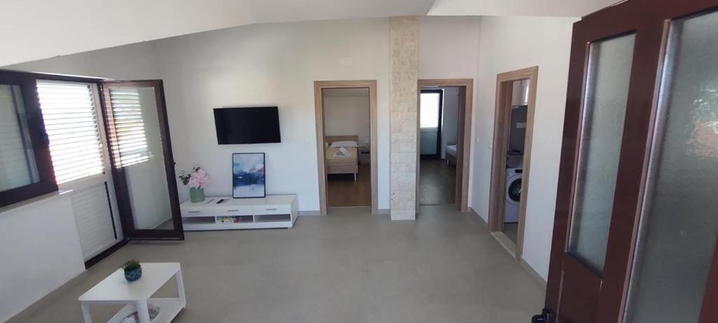 Apartments Boljat トロギール エクステリア 写真